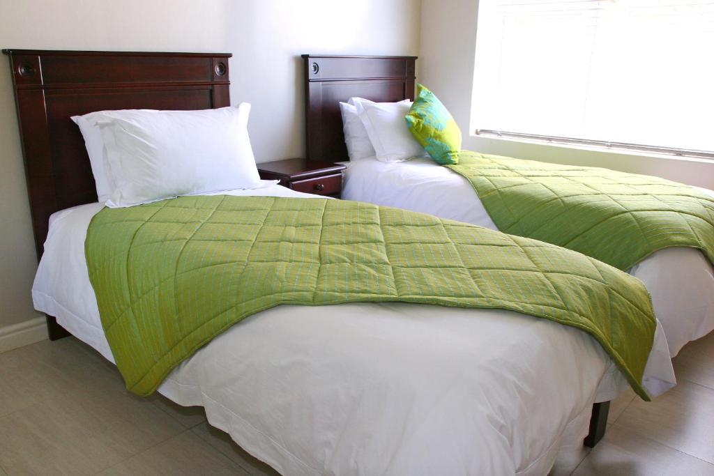 Gordon'S Bay Luxury Apartments Room photo