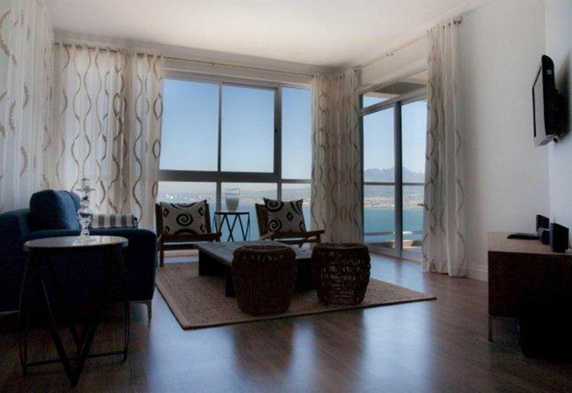 Gordon'S Bay Luxury Apartments Exterior photo