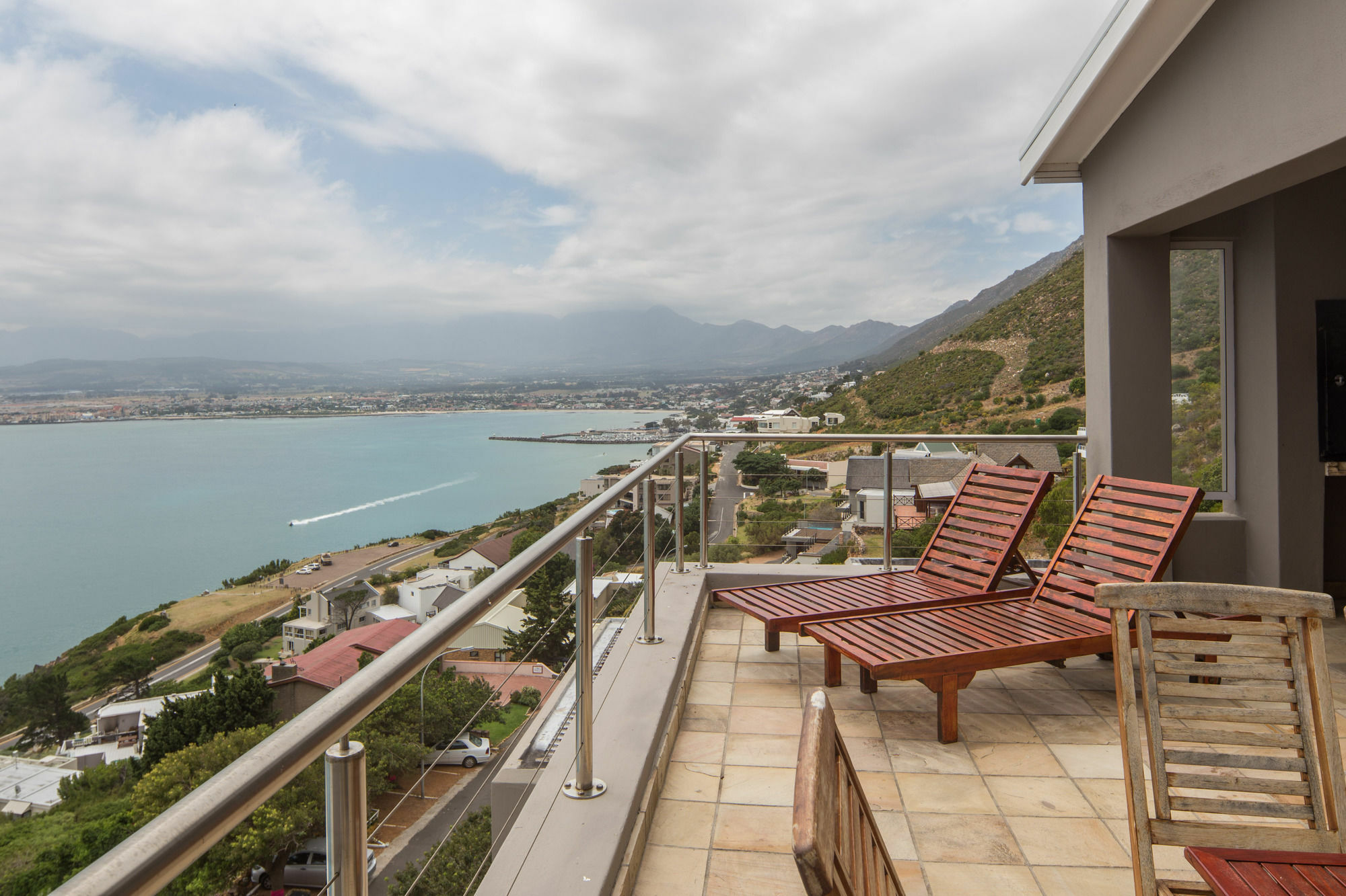 Gordon'S Bay Luxury Apartments Exterior photo
